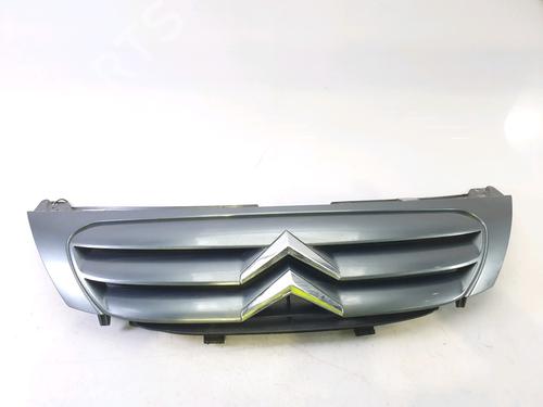 Used Grille CITROËN C3 I (FC_, FN_) 1.4 HDi (68 hp) 29145037