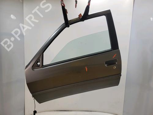 Used Left front door PEUGEOT 306 Hatchback (7A, 7C, N3, N5) 1.4 (75 hp) 30118875