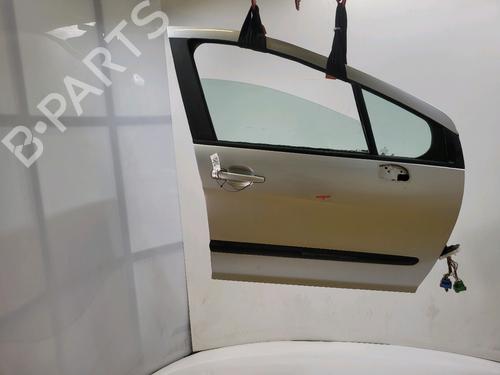 Used Right front door Right front door 39422490 39422490