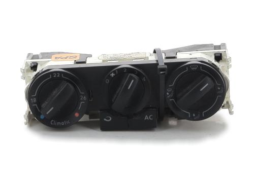Commande Chauffage VW POLO IV (9N_, 9A_) 1.4 TDI (70 hp) 29552983