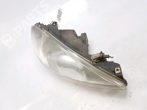 Used Right headlight Right headlight PEUGEOT 206 Hatchback (2A/C) 2.0 HDI 90 (90 hp) 10435261 10435261