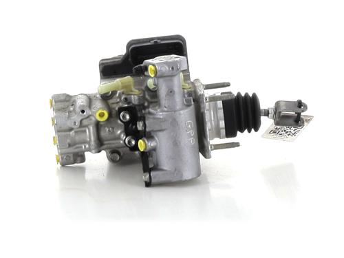 abs-pump-toyota-auris-_e18_-2012-2013-2014-2015-2016-2017-2018-2019-26726702 main image