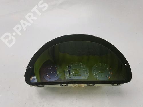 Used Instrument cluster FIAT PUNTO (176_) 60 1.2 (176AP, 176AR, 176AQ, 176BB) (60 hp) 11121368
