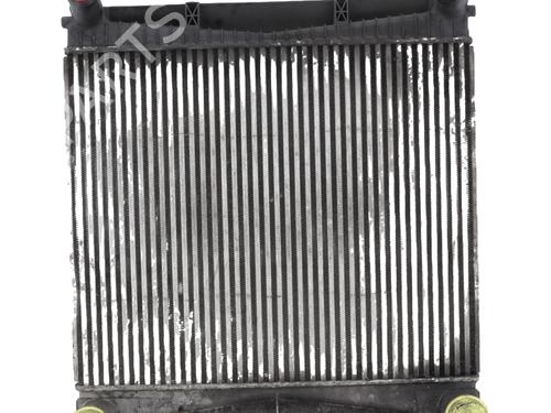 Używane Intercooler / Chłodnica powietrza doładowującego LAND ROVER RANGE ROVER SPORT I (L320) 3.6 D 4x4 (272 hp) 30799367