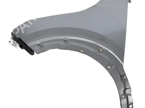 Forkjerm venstre NISSAN JUKE (F16_) DIG-T 117 (117 hp) 32254952