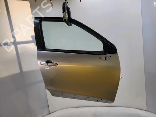 Used Right front door TOYOTA YARIS CROSS (MXP_) 1.5 Hybrid (MXPJ10) (116 hp) 30716455