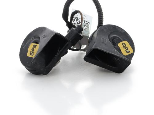 horn-vw-golf-vii-5g1-bq1-be1-be2-2012-2013-2014-2015-2016-2017-2018-2019-2020-2021-36182277 main image