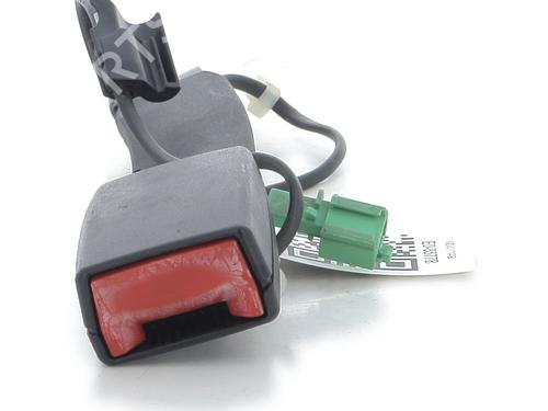 Used Seat buckle VW POLO V (6R1, 6C1) 1.6 TDI (90 hp) 30983118