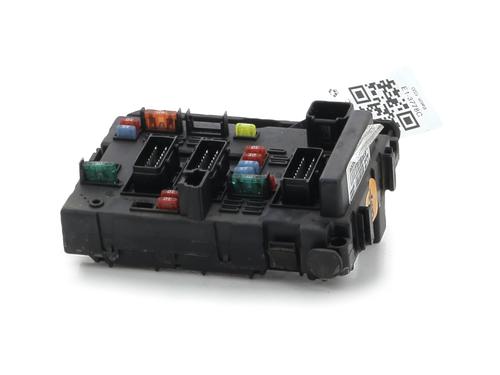 Used Fuse box PEUGEOT 307 (3A/C) 1.4 16V (88 hp) 28803201