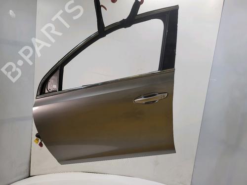 Used Left front door Left front door 39259272 39259272