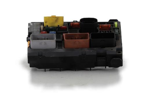 Used Fuse box CITROËN C4 I (LC_) 1.6 HDi (109 hp) 29740887