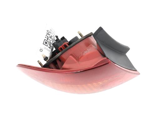 Venstre Baklys TOYOTA AVENSIS Estate (_T22_) 2.0 D-4D (CDT220_, CDT220R) (110 hp) 31057567