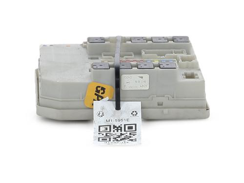 Used Fuse box Fuse box RENAULT CLIO III (BR0/1, CR0/1) 1.5 dCi (BR17, CR17) (86 hp) 40277560 40277560