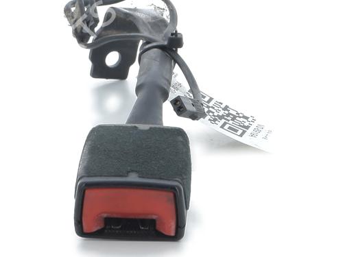 Używane Klamra pasa bezpieczeństwa VW GOLF VI (5K1) 1.4 (80 hp) 31797394