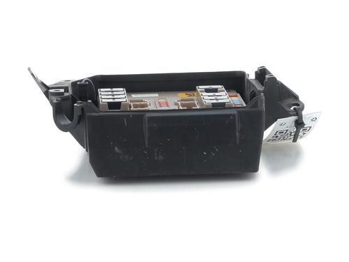 Used Fuse box RENAULT CLIO III Grandtour (KR0/1_) 1.5 dCi (KR0H, KR1S) (106 hp) 31057239
