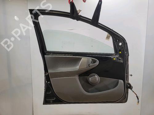 Left front door PEUGEOT 107 (PM_, PN_) 1.4 HDi | BP25983444C2