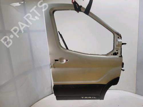 Used Right front door Right front door 37600017 37600017