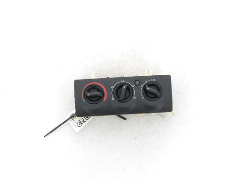 Climate control RENAULT CLIO III (BR0/1, CR0/1) 1.5 dCi | BP15878835I5 