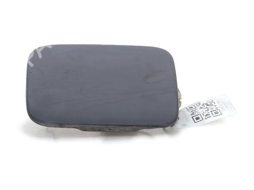 Używane Klapa wlewu paliwa SUZUKI GRAND VITARA I (FT, HT) 2.0 HDI 110 16V 4x4 (SQ420D, TD83V, JA420WD) (109 hp) 30405369