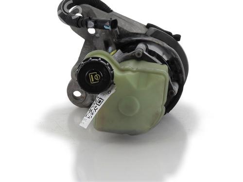 Used Steering pump RENAULT KANGOO (KC0/1_) 1.5 dCi (KC08, KC09) (82 hp) 29695824