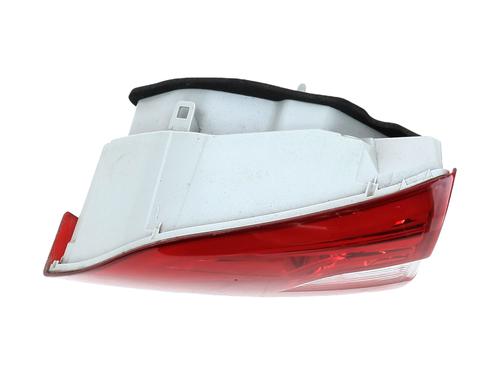 Right tailgate light PEUGEOT 308 SW II (LC_, LJ_, LR_, LX_, L4_) 1.2 THP 130 | BP26899828C80 