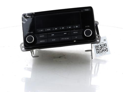 Used Radio MITSUBISHI ASX (GA_W_) 1.8 DI-D 4WD (GA6W) (116 hp) 18233054
