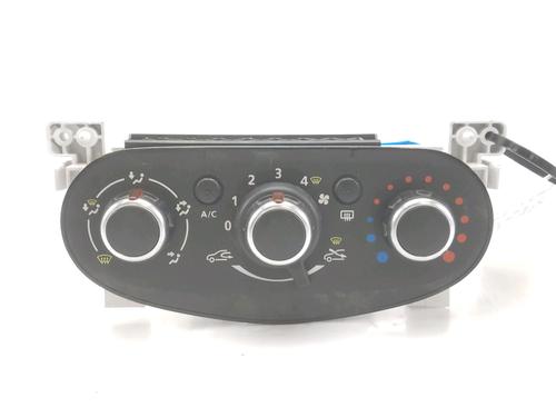 Used Climate control Climate control DACIA SANDERO II TCe 90 (B8M1, B8MA, B8AC) (90 hp) 10472904 10472904