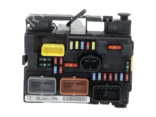 Fuse box PEUGEOT 207 SW (WK_) 1.6 HDi | BP31057221E1