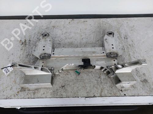 Used Subframe Subframe PEUGEOT 2008 II (UD_, US_, UY_, UJ_, UR_, UC_) 1.2 PureTech 130 (USHNS, URHNS) (130 hp) 40211984 40211984