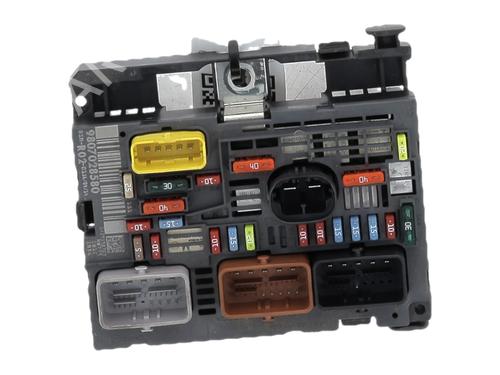 Fuse box CITROËN C5 III (RD_) 2.0 HDi 140 (RDRHF8, RDRHFA, RDRHA8, RDRHAJ) | BP38918237E1 - Image 2