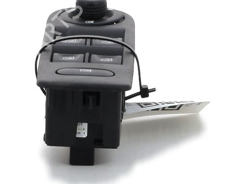 Left front window switch RENAULT CAPTUR I (J5_, H5_) 1.2 TCe 120 | BP28106257I27 