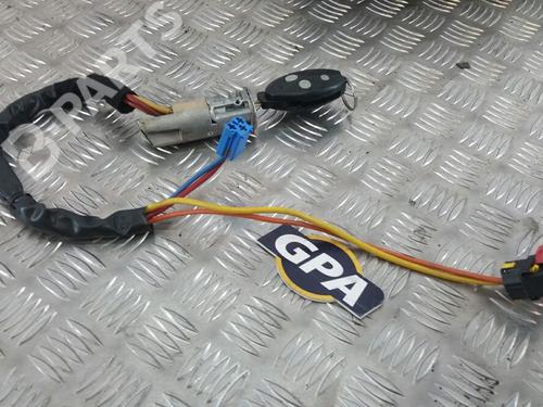 Used Ignition barrel Ignition barrel CITROËN XSARA Coupe (N0) 2.0 HDI 90 (90 hp) 10448758 10448758