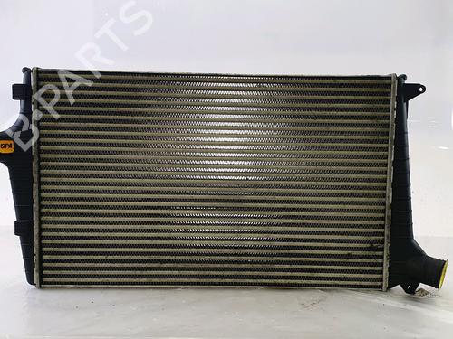 Używane Intercooler / Chłodnica powietrza doładowującego AUDI A6 C5 (4B2, 4B4) 2.5 TDI quattro (180 hp) 30841800