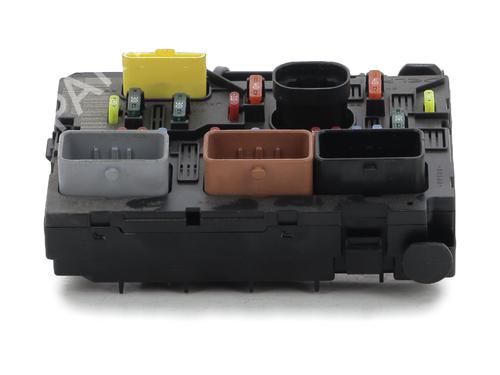 Used Fuse box PEUGEOT 207 (WA_, WC_) 1.4 16V (88 hp) 27913510