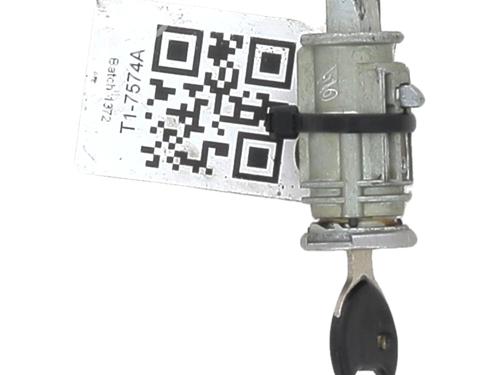 Used Ignition barrel Ignition barrel CHRYSLER PT CRUISER (PT_) 2.0 (141 hp) 34111749 34111749