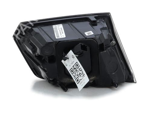 Right tailgate light PEUGEOT 3008 II SUV (MC_, MR_, MJ_, M4_) 1.5 BlueHDi 130 | BP30165765C80 