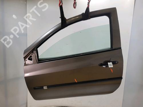 Dør venstre fortil RENAULT CLIO III (BR0/1, CR0/1) 1.5 dCi (BR17, CR17) (86 hp) 32848461
