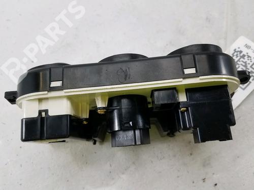 Climate control KIA SPORTAGE SUV (K00) 2.0 TD 4WD | BP10570067I5 