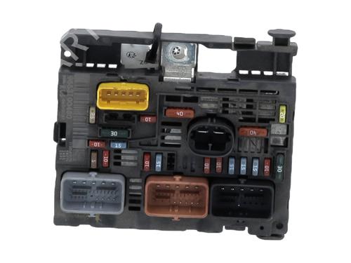 Fuse box PEUGEOT 308 I (4A_, 4C_) 1.6 HDi | BP27913278E1