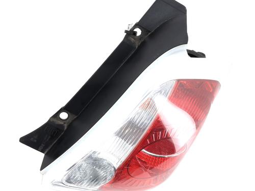 right-taillight-fiat-500-312_-2007-33281153 main image