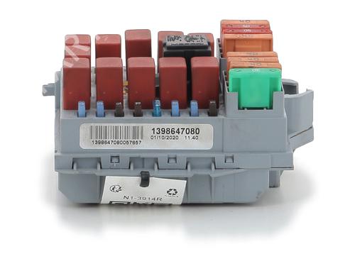 Used Fuse box PEUGEOT BOXER Van 2.2 BlueHDi 120 (120 hp) 28573420