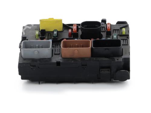 Used Fuse box Fuse box 39577008 39577008