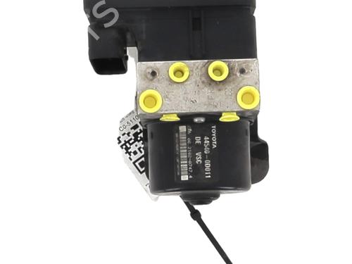 ABS pump TOYOTA YARIS (_P9_) 1.3 VVT-i (SCP90_, SCP90R) | BP28137853M43 