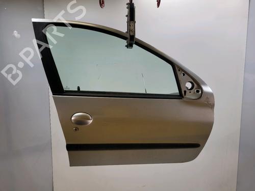 Used Right front door PEUGEOT 206 Hatchback (2A/C) 1.4 i (75 hp) 29346576