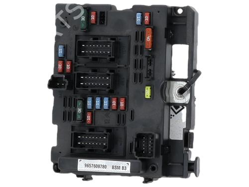 Fuse box PEUGEOT 206+ (2L_, 2M_) 1.4 i | BP36373474E1 - Image 2
