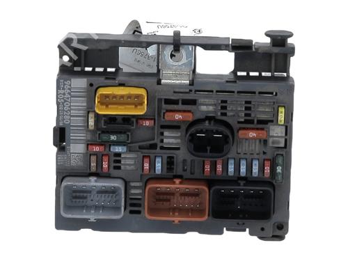 Fuse box PEUGEOT 308 I (4A_, 4C_) 1.6 HDi | BP29346891E1 