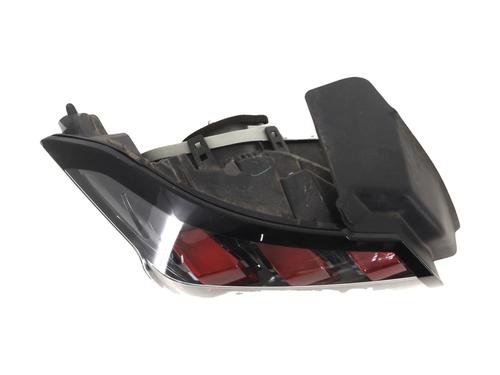 Used Left taillight Left taillight PEUGEOT 208 II (UB_, UP_, UW_, UJ_) e-208 (136 hp) 33686156 33686156