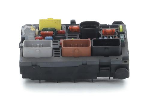 fuse-box-peugeot-3008-i-mpv-0u_-2009-2010-2011-2012-2013-2014-2015-2016-2017-31963855 main image