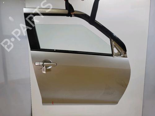 Used Right front door Right front door 38103922 38103922