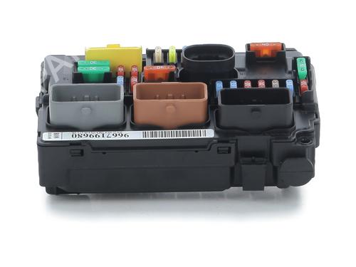 Used Fuse box CITROËN C3 Picasso (SH_) 1.6 HDI 90 (92 hp) 32459934